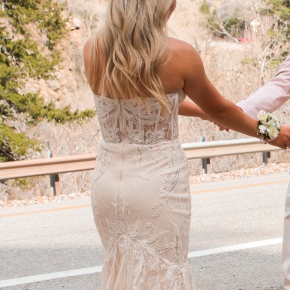 Corset Dress - Picture 5 of 7